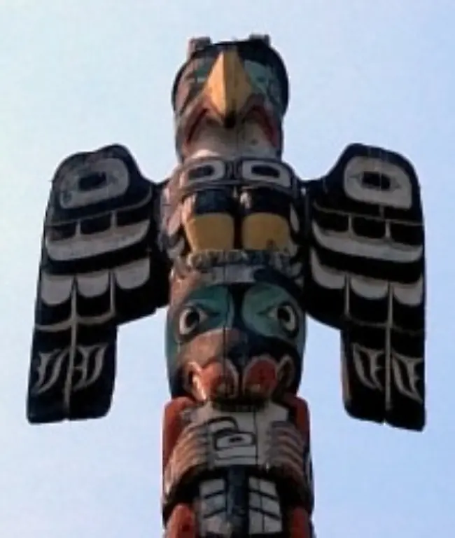 Thunderbird-on-Totem-Pole