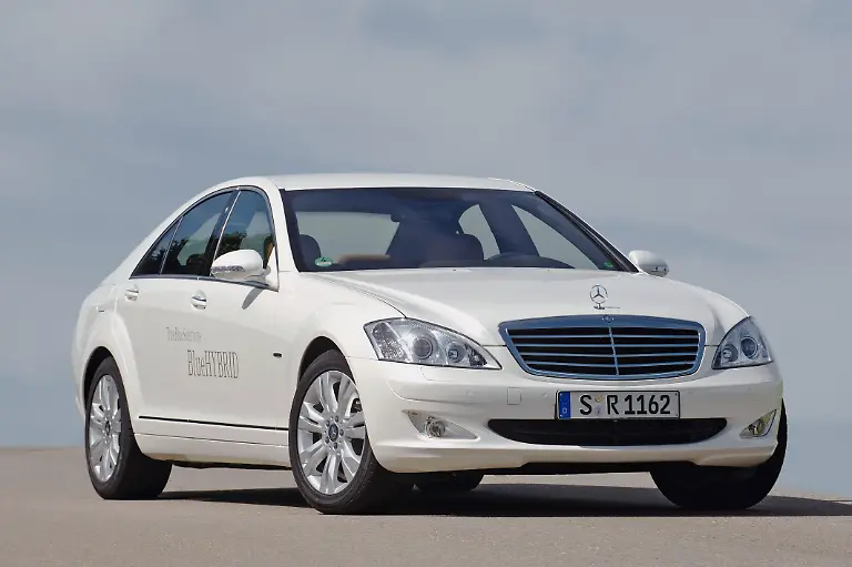 Mercedes-S400-Hybrid