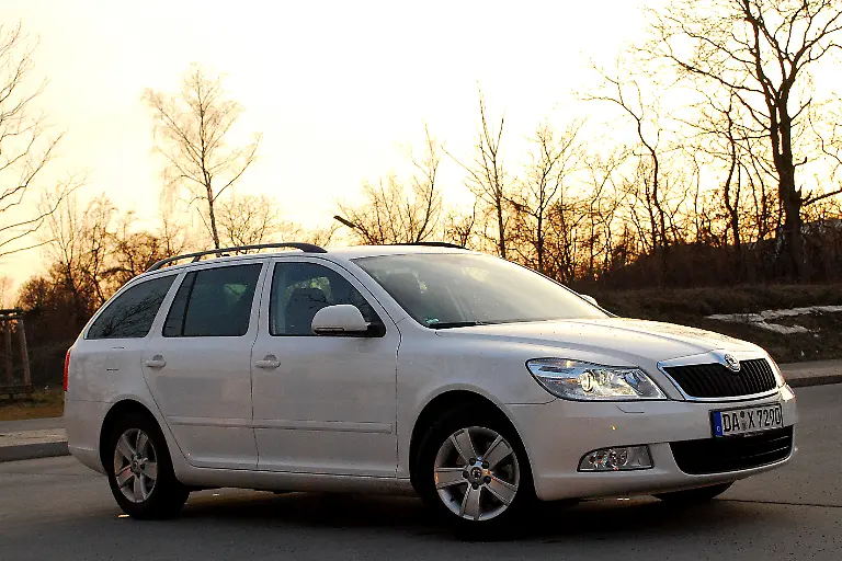 Skoda-Octavie-Green-Line-18-03-2010-18-55-56-18-03-2010-18-57-56-2010-18-57-56