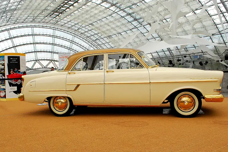 Oldtimer-AMI-2010-09-04-2010-15-03-22