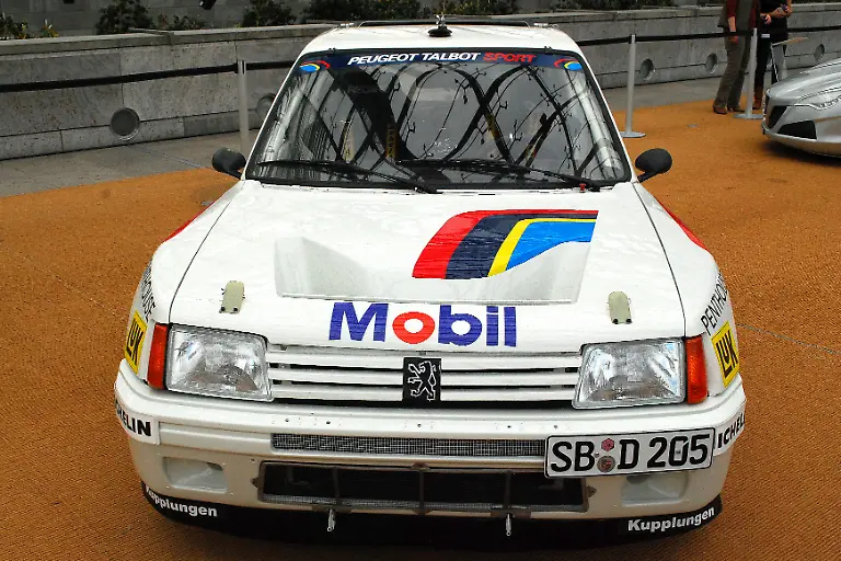 Oldtimer-AMI-2010-09-04-2010-14-58-23
