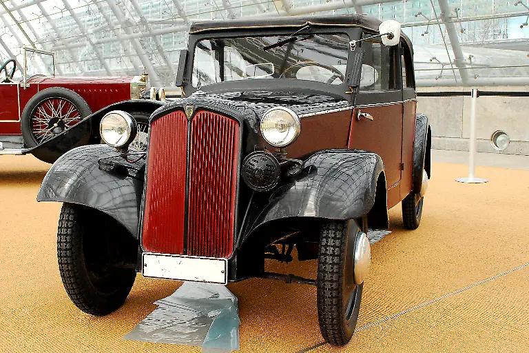 Oldtimer-AMI-2010-09-04-2010-14-36-46