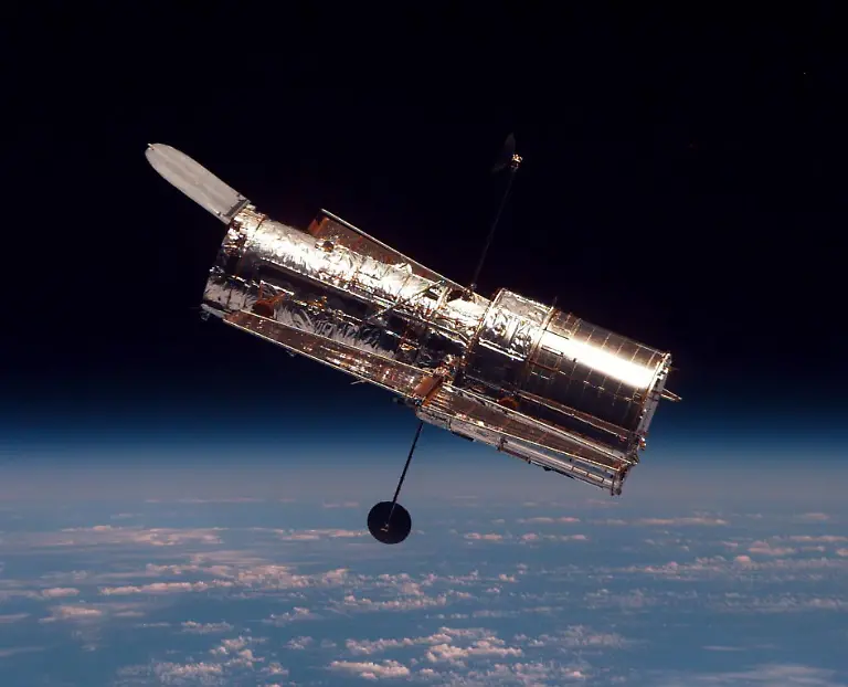Hubble-01