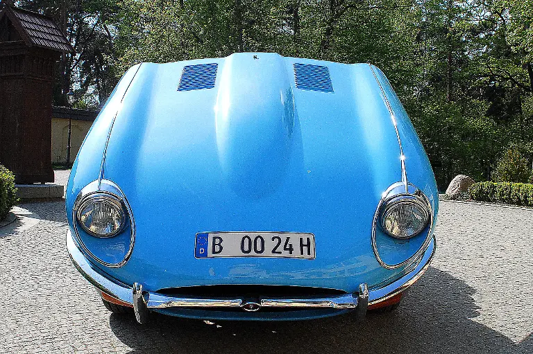 Oldtimer-Jaguar-E-Type-24-04-2009-16-34-12