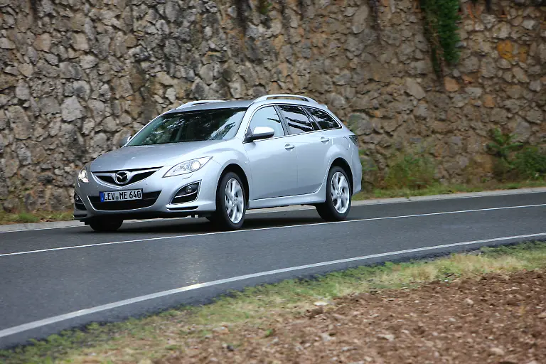 Mazda-6-Barcelona-04-05-2010-10-28-05