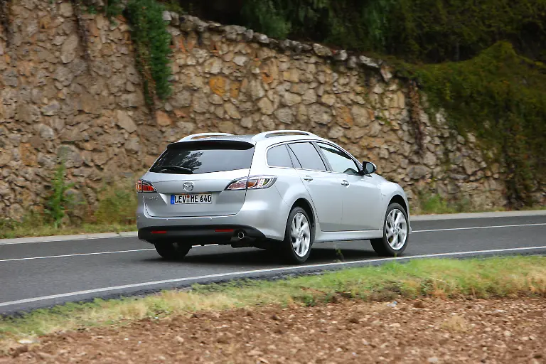 Mazda-6-Barcelona-04-05-2010-10-31-51