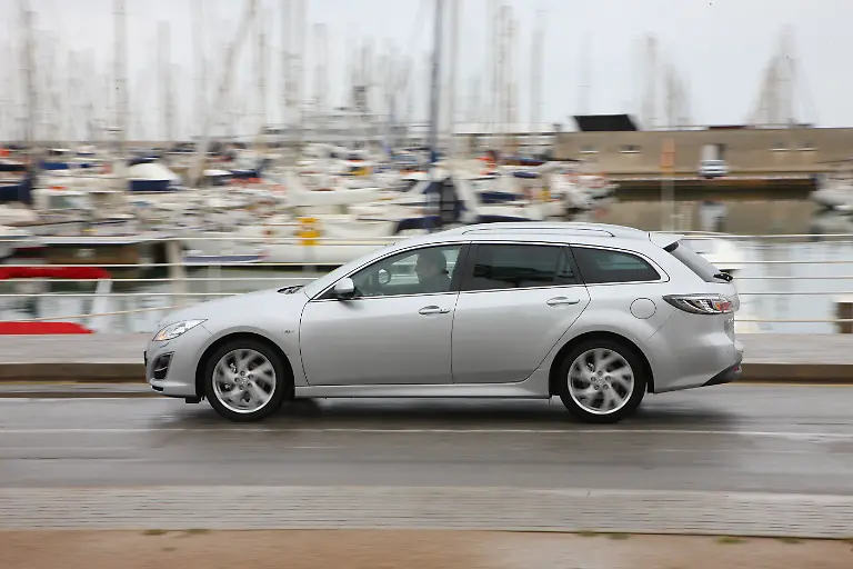 Mazda-6-Barcelona-04-05-2010-10-07-51