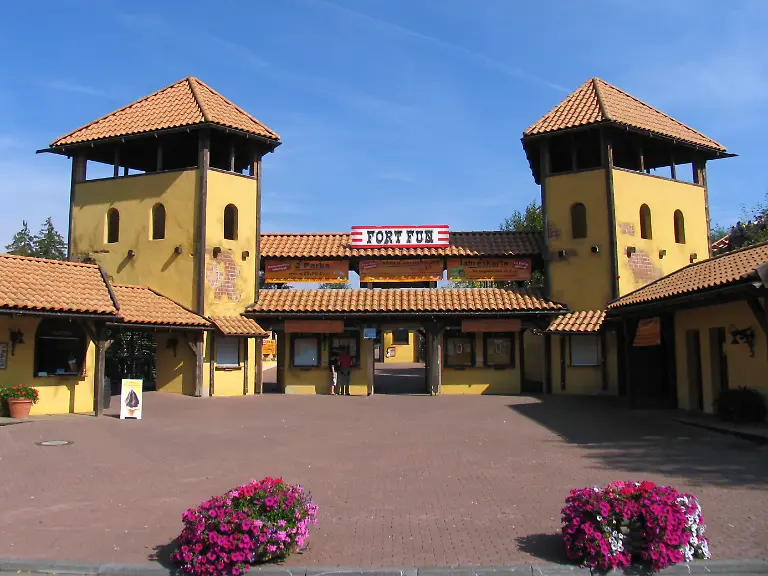 FortFunEingang