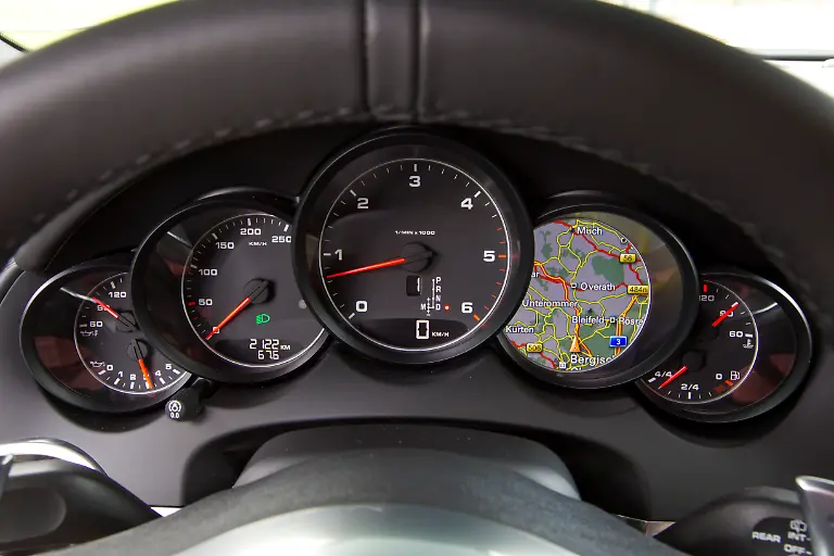 Cayenne-Diesel-Mechnich-016