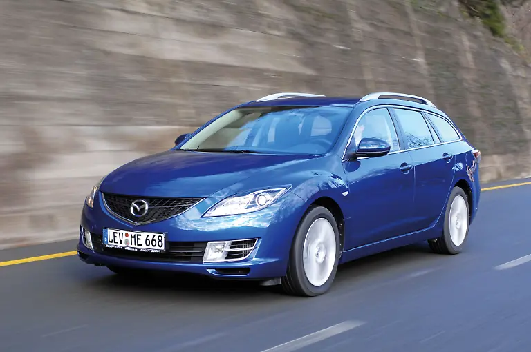 Mazda6-WGN-action8-jpg300