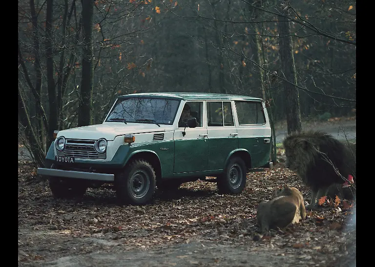 Toyota-Land-Cruiser-50-1253