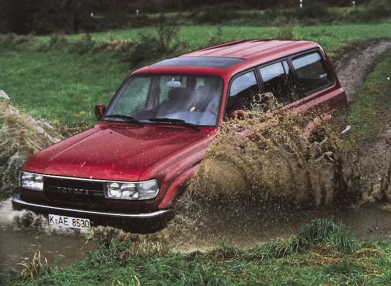 Toyota-Land-Cruiser-80-1260