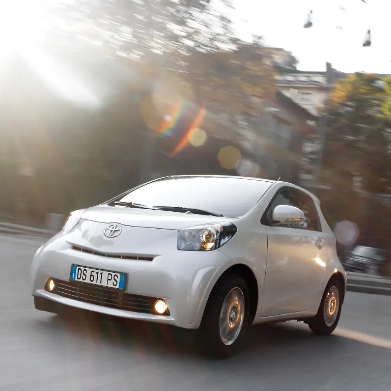 Toyota-iQ-IQ-DPL-EXT-16Bis-13139