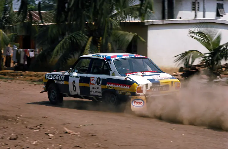 15Peugeot504Bandama1975