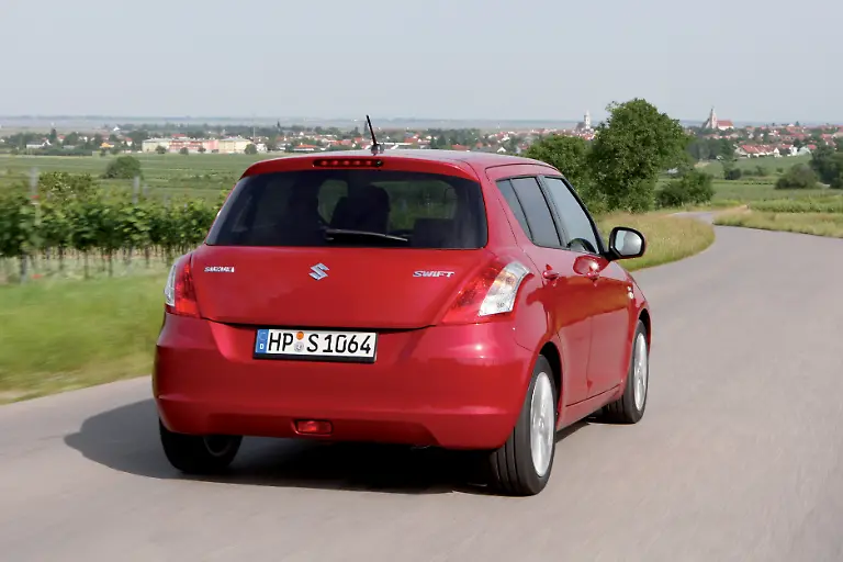 06-SWIFT-Rear-Dyn