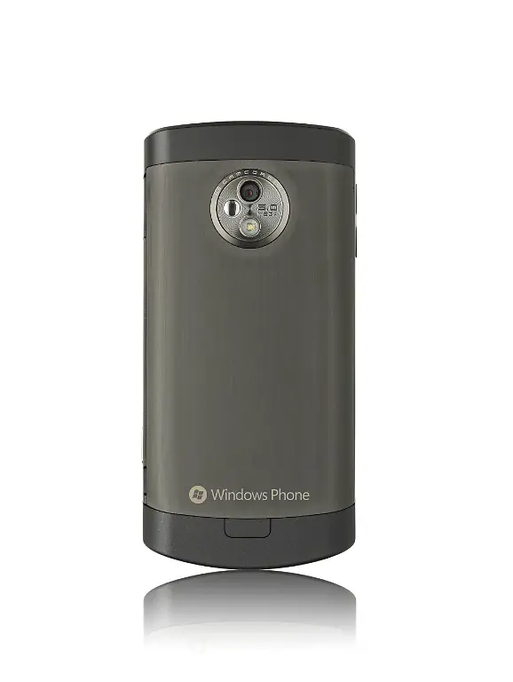 LG-Optimus-7-05