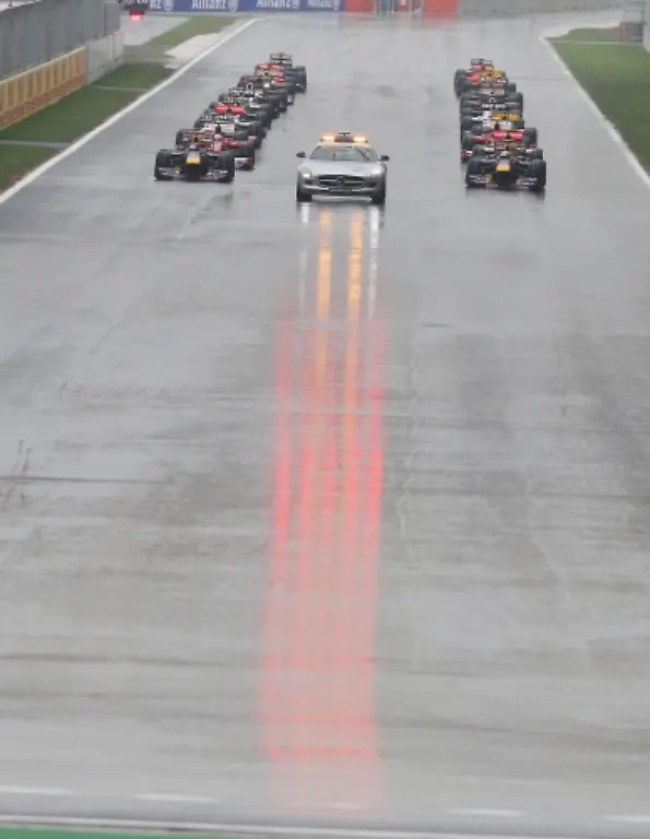 Korea-F1-GP-Auto-Racing-YEO112-jpg-preview2-1