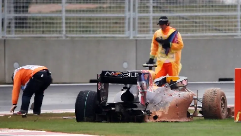 2010-10-24T083328Z-01-YEO541-RTRMDNP-3-MOTOR-RACING-PRIX-JPG-preview2-1