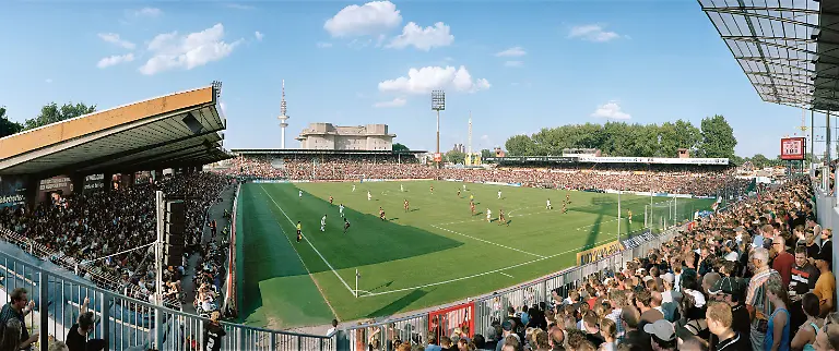 StPauli-2009-nik-cmyk-6