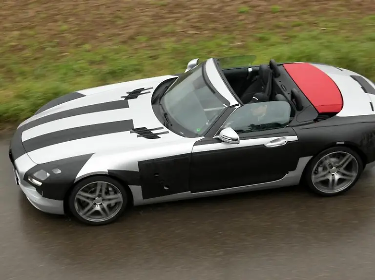 Ein-offener-Prototyp-Den-Mercedes-SLS-soll-es-bald-auch-als-Roadster-geben-Details-gibt-der-Hersteller-noch-nicht-bekannt-Bild-auto-medienportal