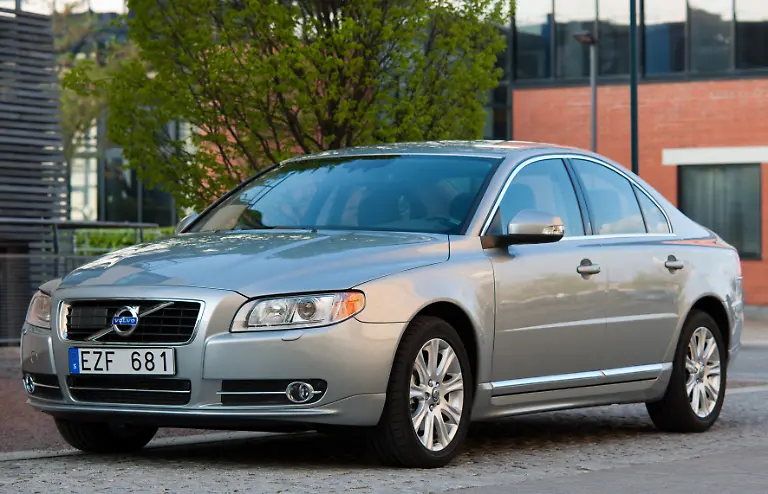Volvo-S80-008