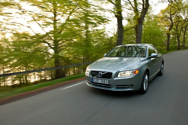 Volvo-S80-002