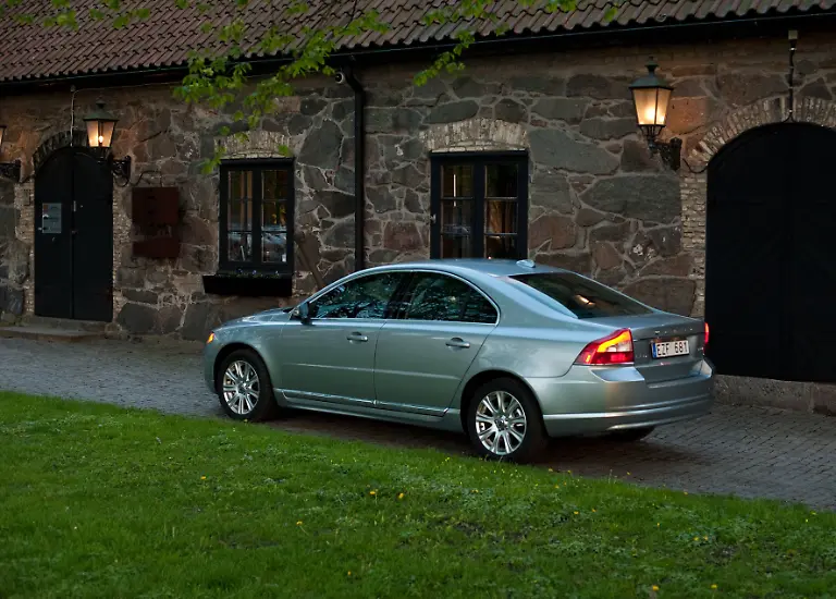Volvo-S80-007