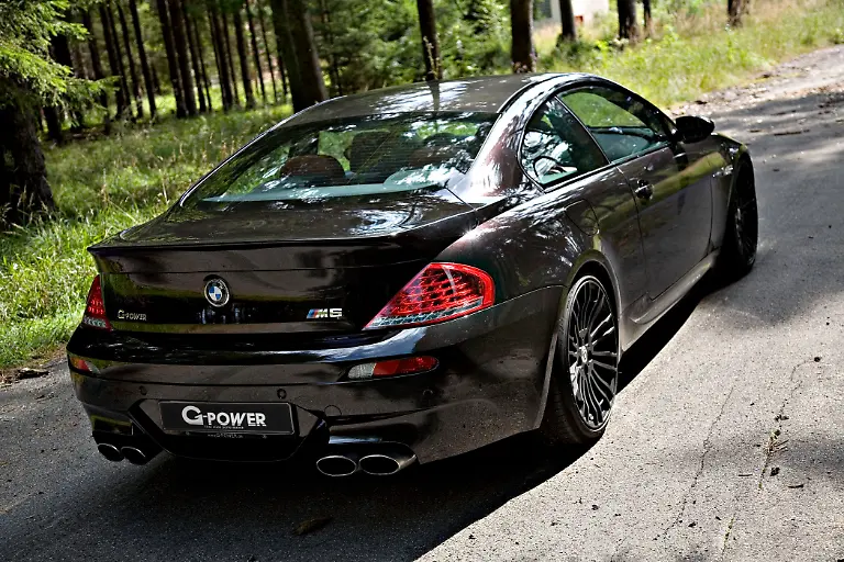 M6-HURRICANE-RR11111002