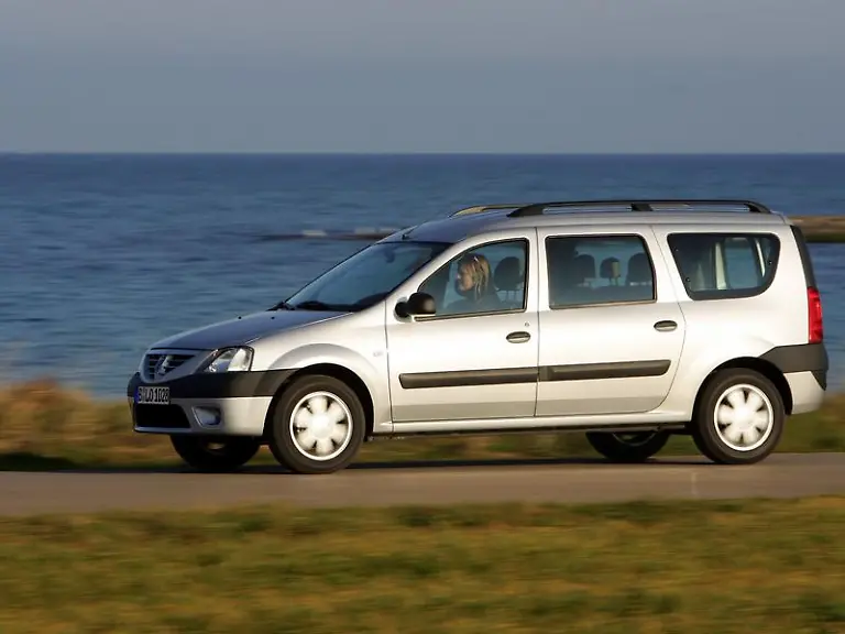 Billigheimer-aus-Rumaenien-Der-Dacia-Logan-MCV-kam-2007-als-guenstigster-Kombi-auf-den-deutschen-Markt-Der-Wertverfall-bei-den-Gebrauchten-ist-vergleichsweise-gering