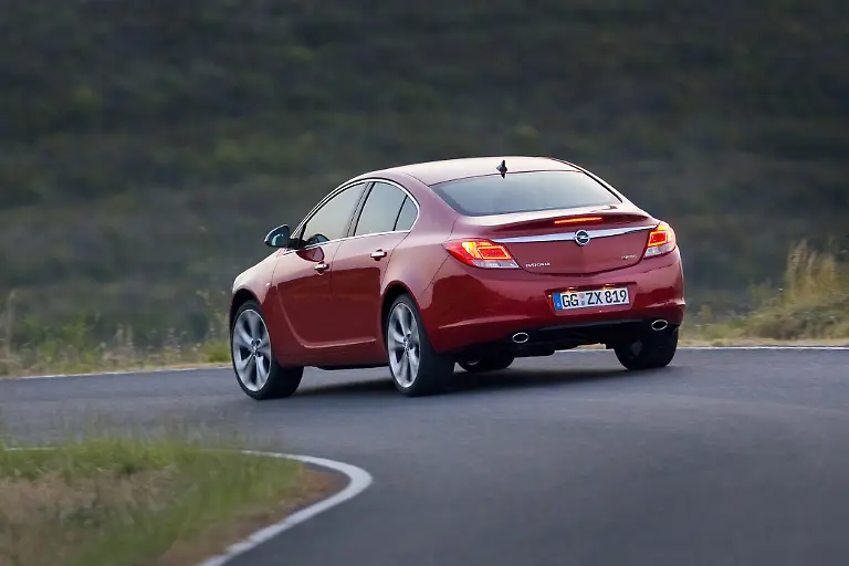 OpelInsignia131205