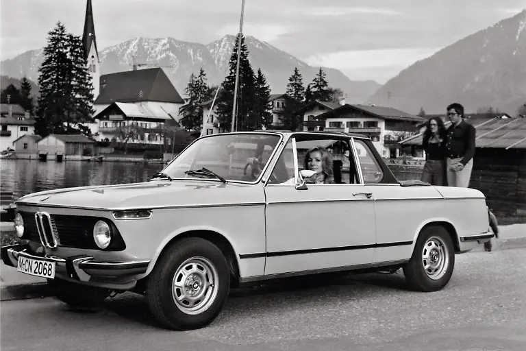 16BMW2002BaurCabriolet1974