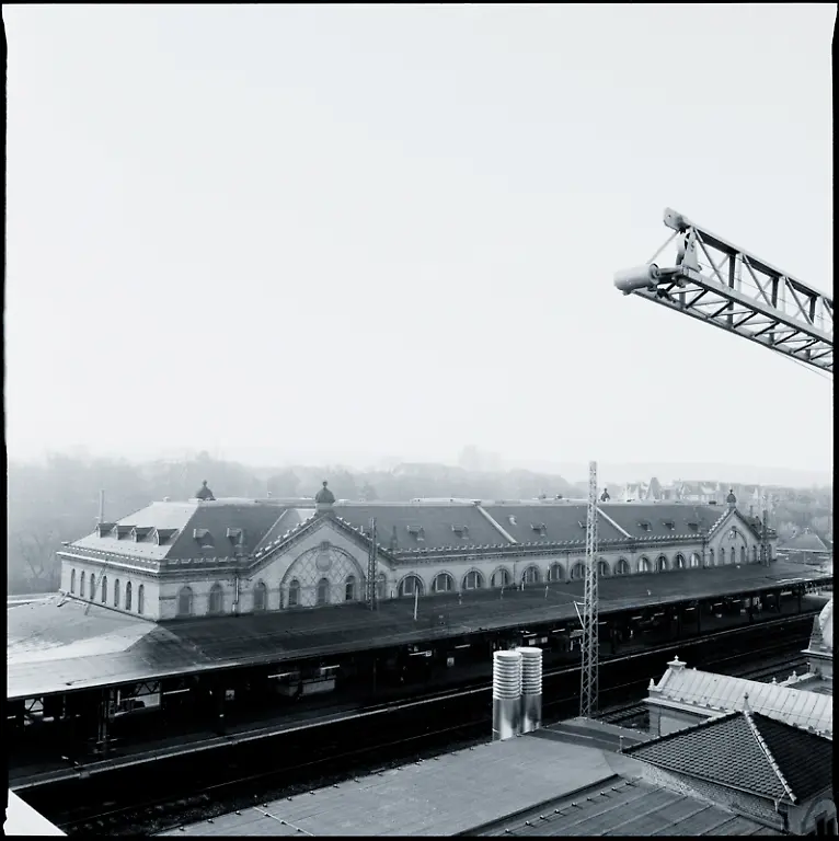 15-ic-hotelsw220103b