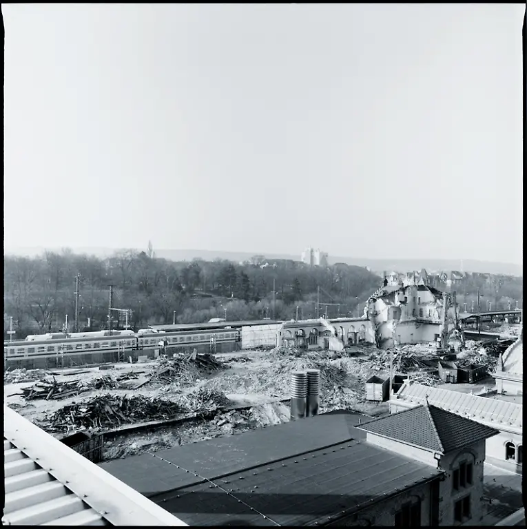 31-ic-hotelganz110403