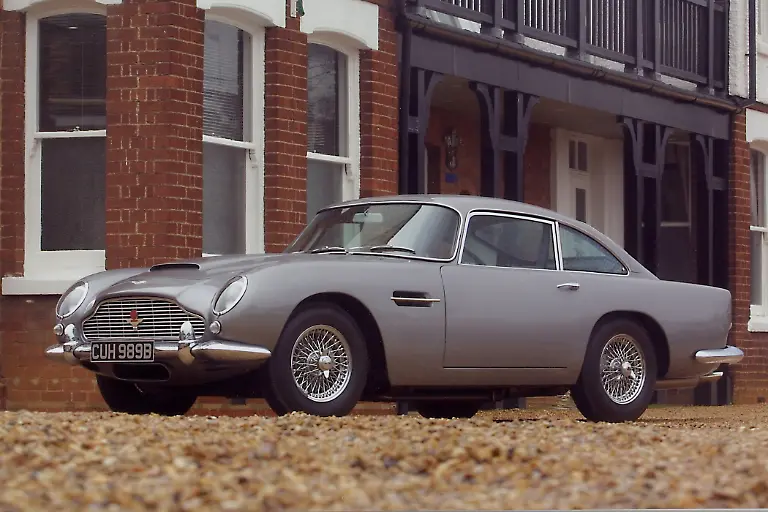 21AstonMartinDB5Jahr1964