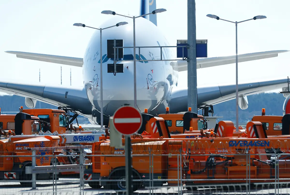 2020-03-24T111251Z-1624177594-UP1EG3O0V5F6G-RTRMADP-3-HEALTH-CORONAVIRUS-GERMANY