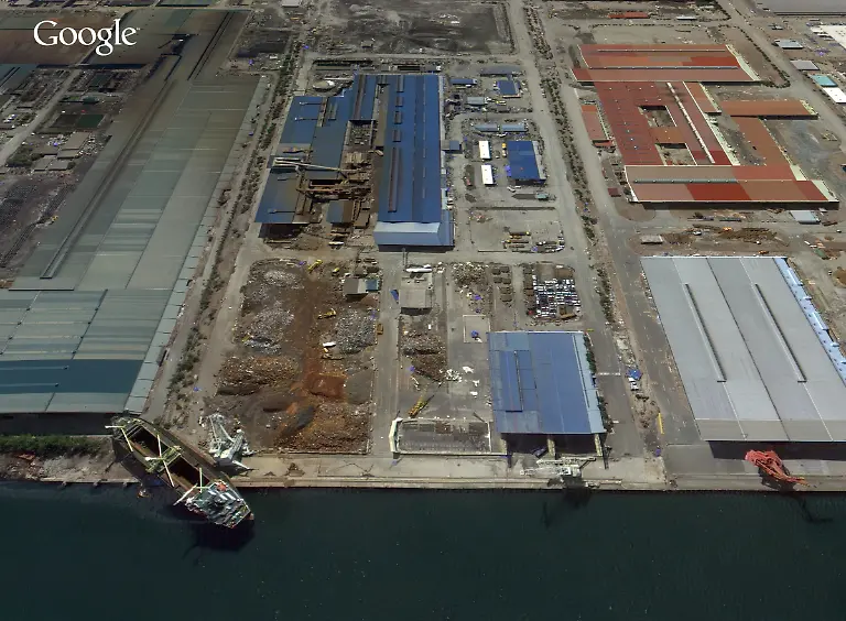 Shipwreck-on-Docks-3-26-11