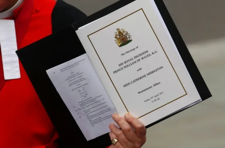 2011-04-29T081827Z-01-CVI107-RTRMDNP-3-BRITAIN-WEDDING-JPG-preview2