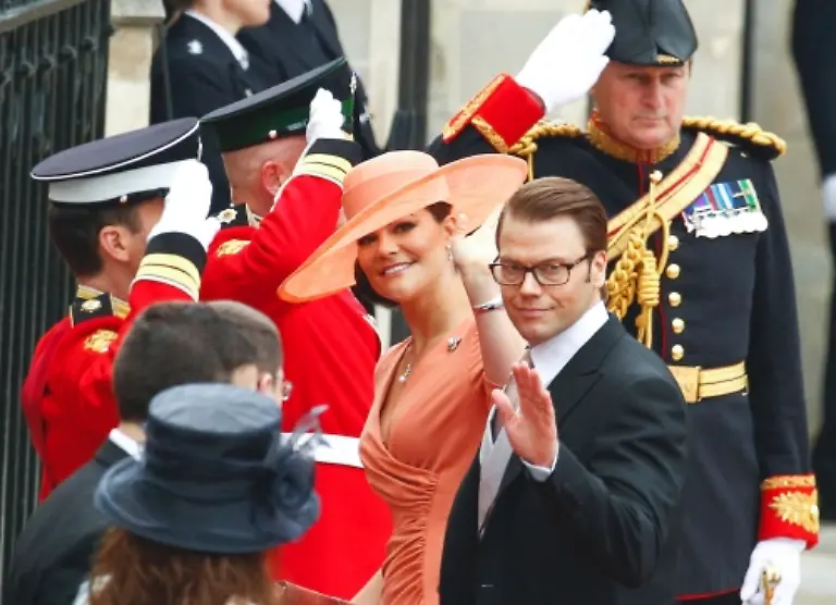 2011-04-29T094221Z-01-CVI133-RTRMDNP-3-BRITAIN-WEDDING-JPG-preview2