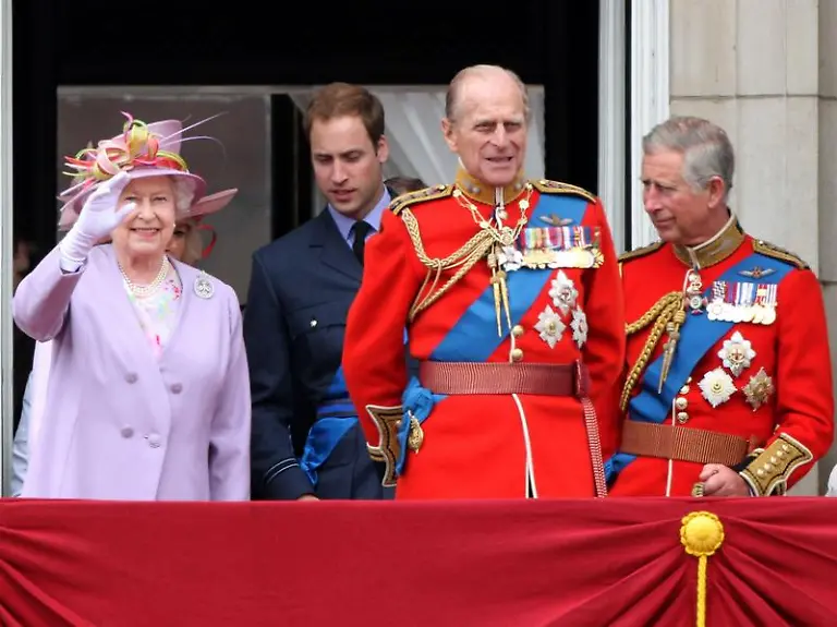 Prinz-Philip-im-Kreise-seiner-Familie