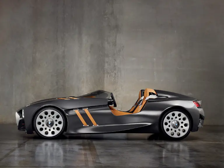 BMW-328-Hommage-02sps