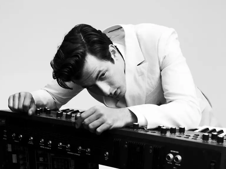 Mark-Ronson-vor-seiner-Erblondung