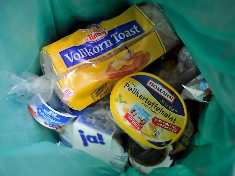 Toastbrot-Kartoffelsalat-und-Joghurt-landen-oft-unnoetig-im-Muell-Mit-neuen-Verpackungen-soll-das-verhindert-werden