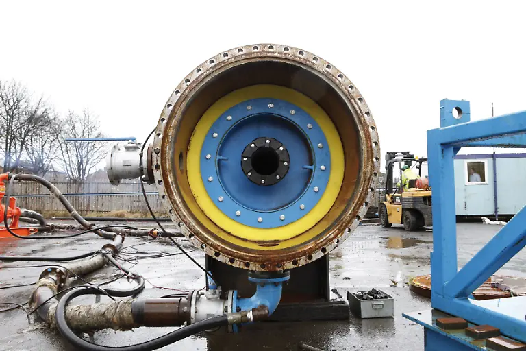 Pre-commissioning-Pig-pipeline-inspection-gauge-02-download-300dpi-c-152