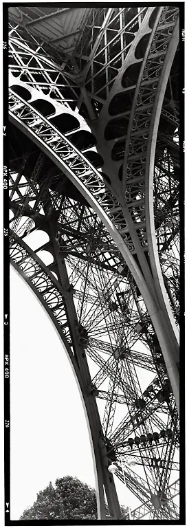027-La-TourEiffel-PilierS-O