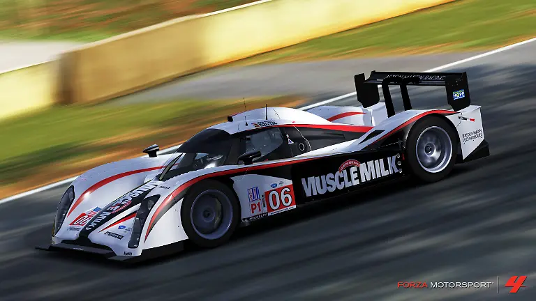 FM4-2011-AstonMartin-6-Lola-WM