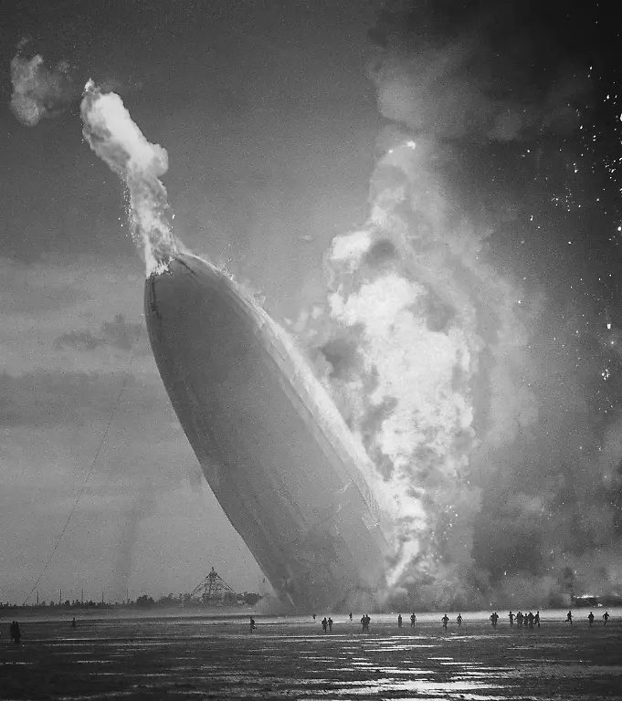 Hindenburg4