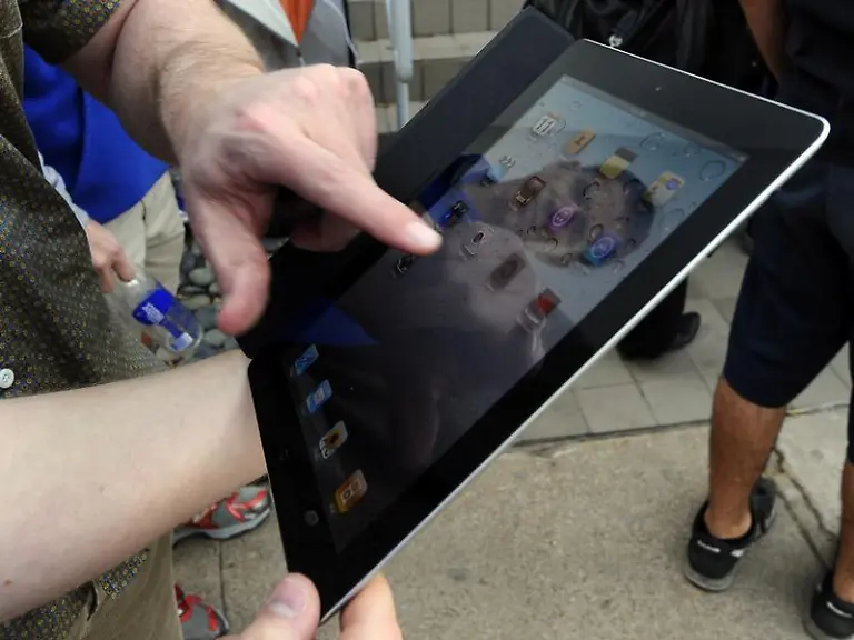 Das-iPad2-freut-sich-grosser-Beliebtheit-Aufgrund-einer-Explosion-in-der-chinesischen-Herstellerfabrik-koennte-es-zu-Lieferengpaessen-kommen