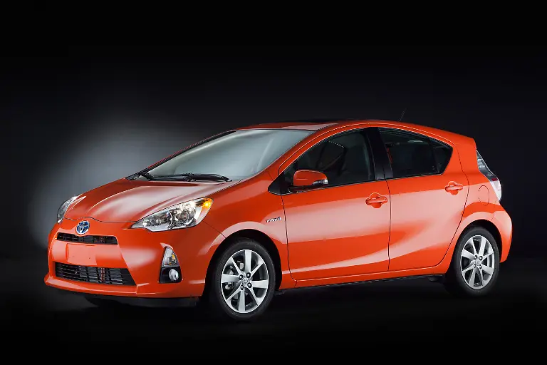 prius-c-001