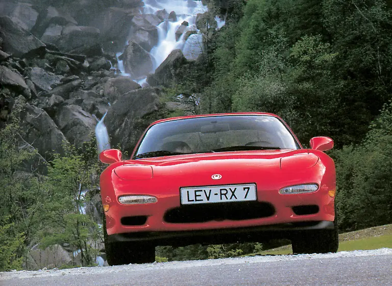 RX-7-1993-1-de-jpg300