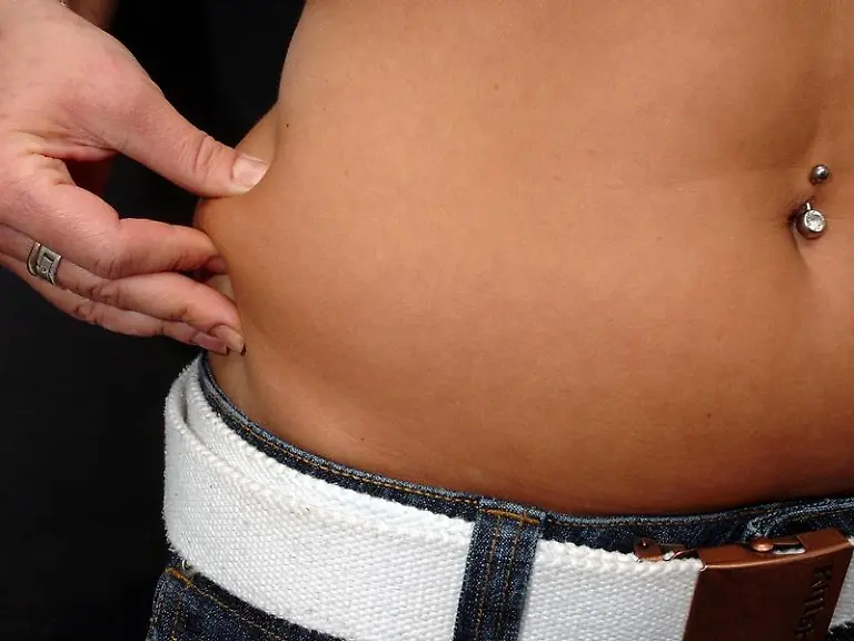 Magersuechtige-haben-Angst-vor-jedem-Gramm-Fett-am-Koerper-Die-Krankheit-hat-schlimme-Folgen-unter-anderem-kann-sie-Unfruchtbarkeit-fuehren